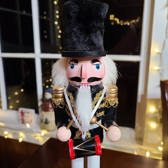 Christmas Nutcracker Soldier Wooden Statue Xmas Holiday Decor Table Decoration - Picture 9 of 14